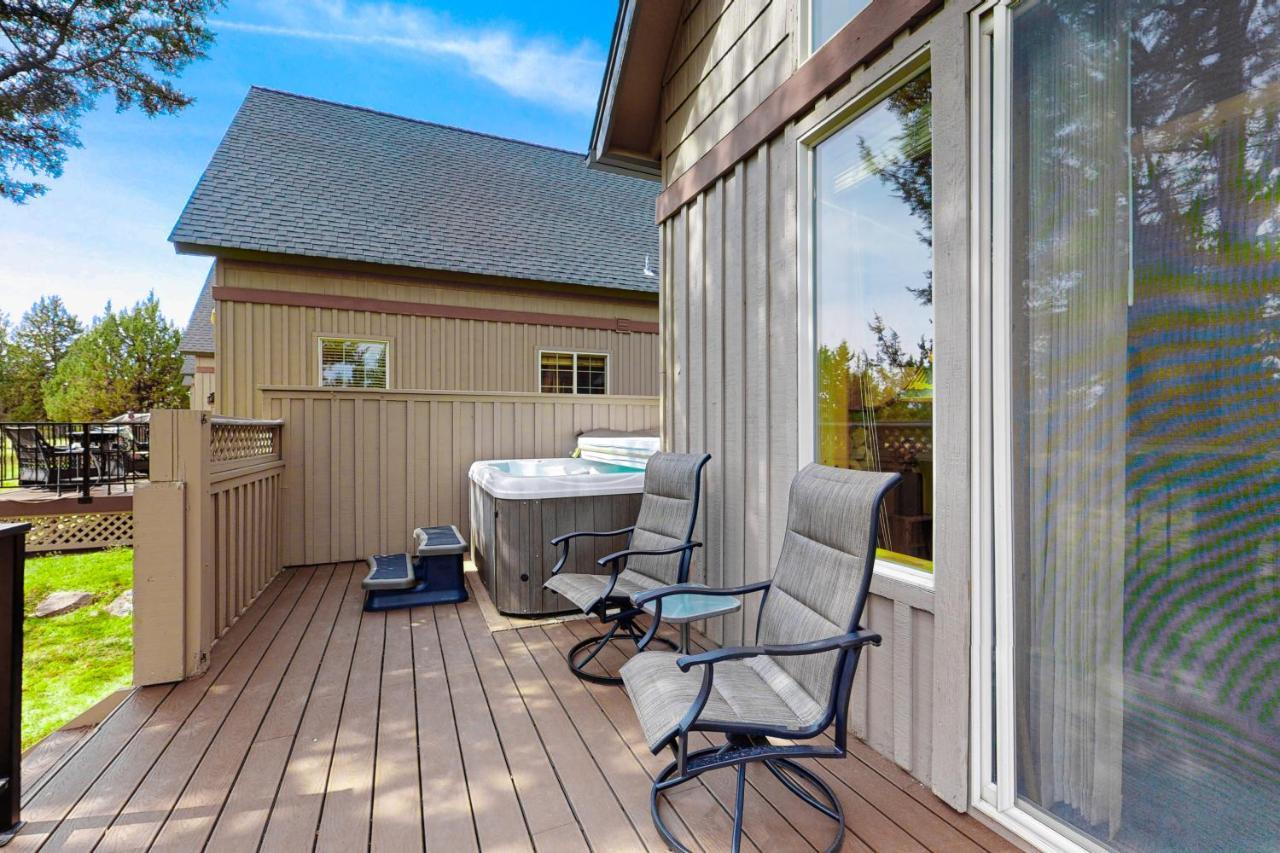 Cinnamon Teal Chalet Redmond Exterior photo